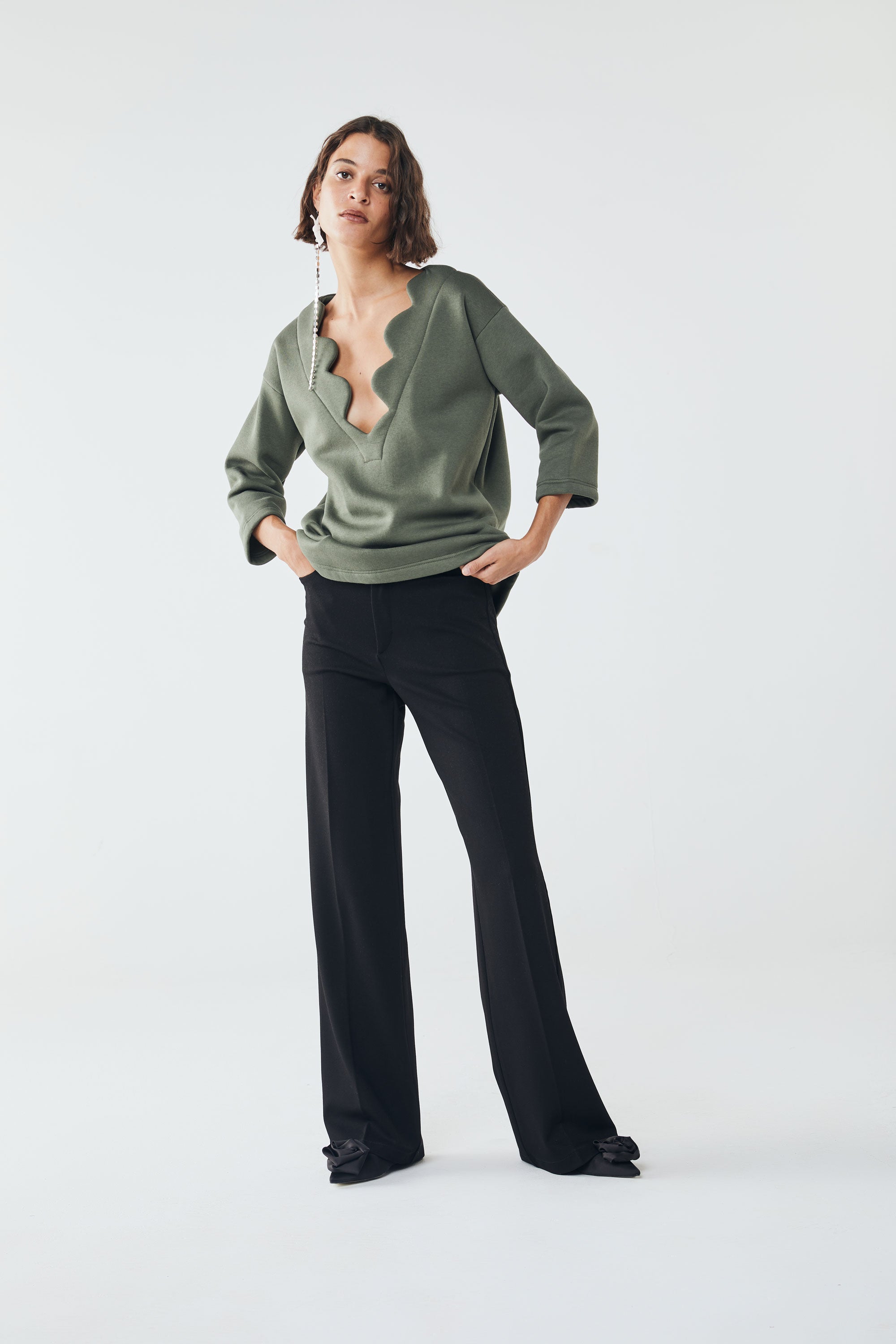 KHAKI