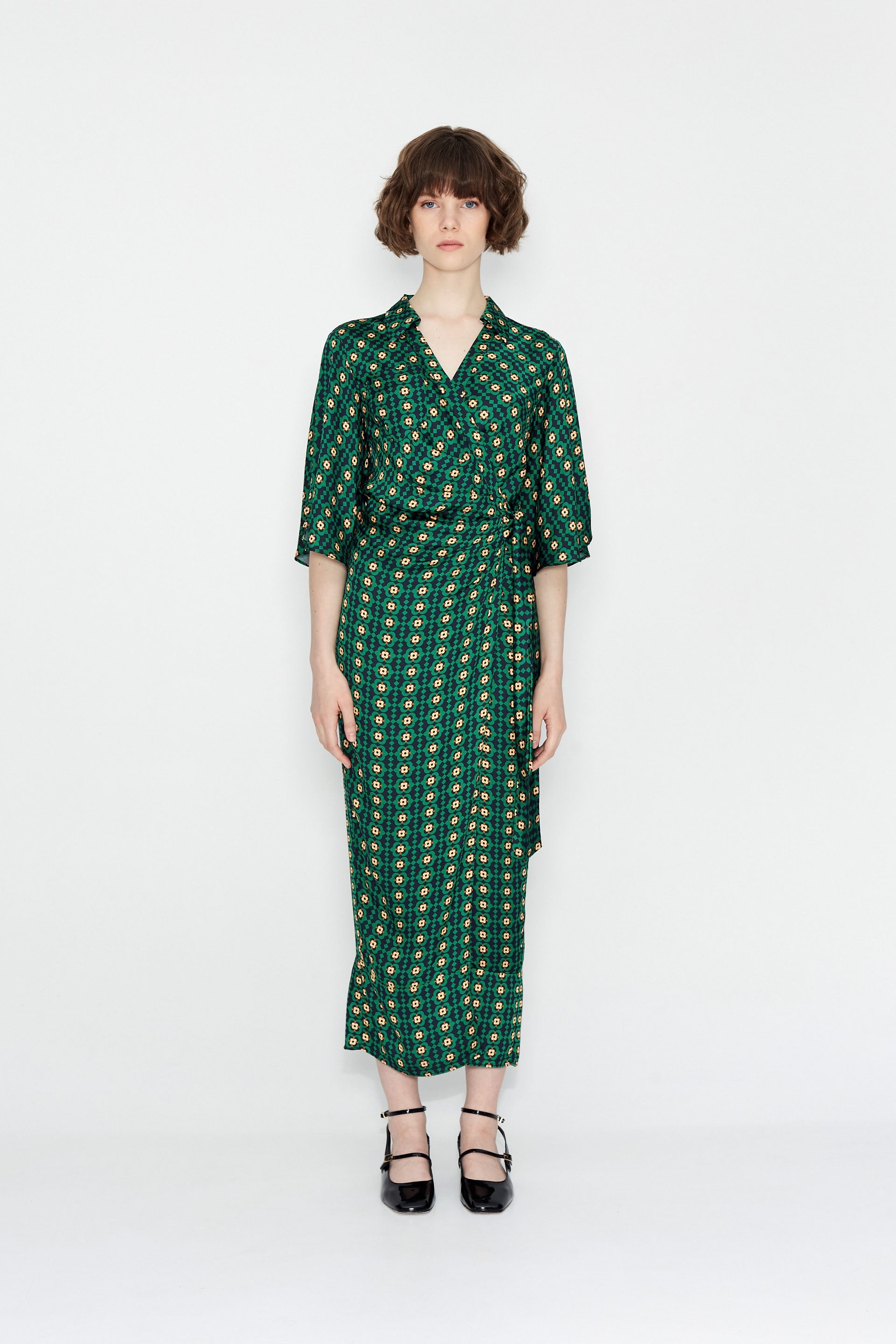 FOREST GREEN