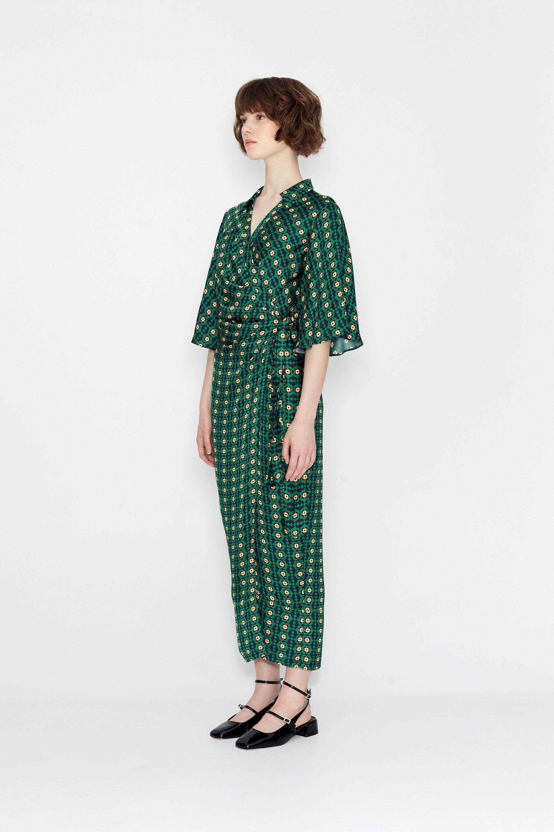 FOREST GREEN