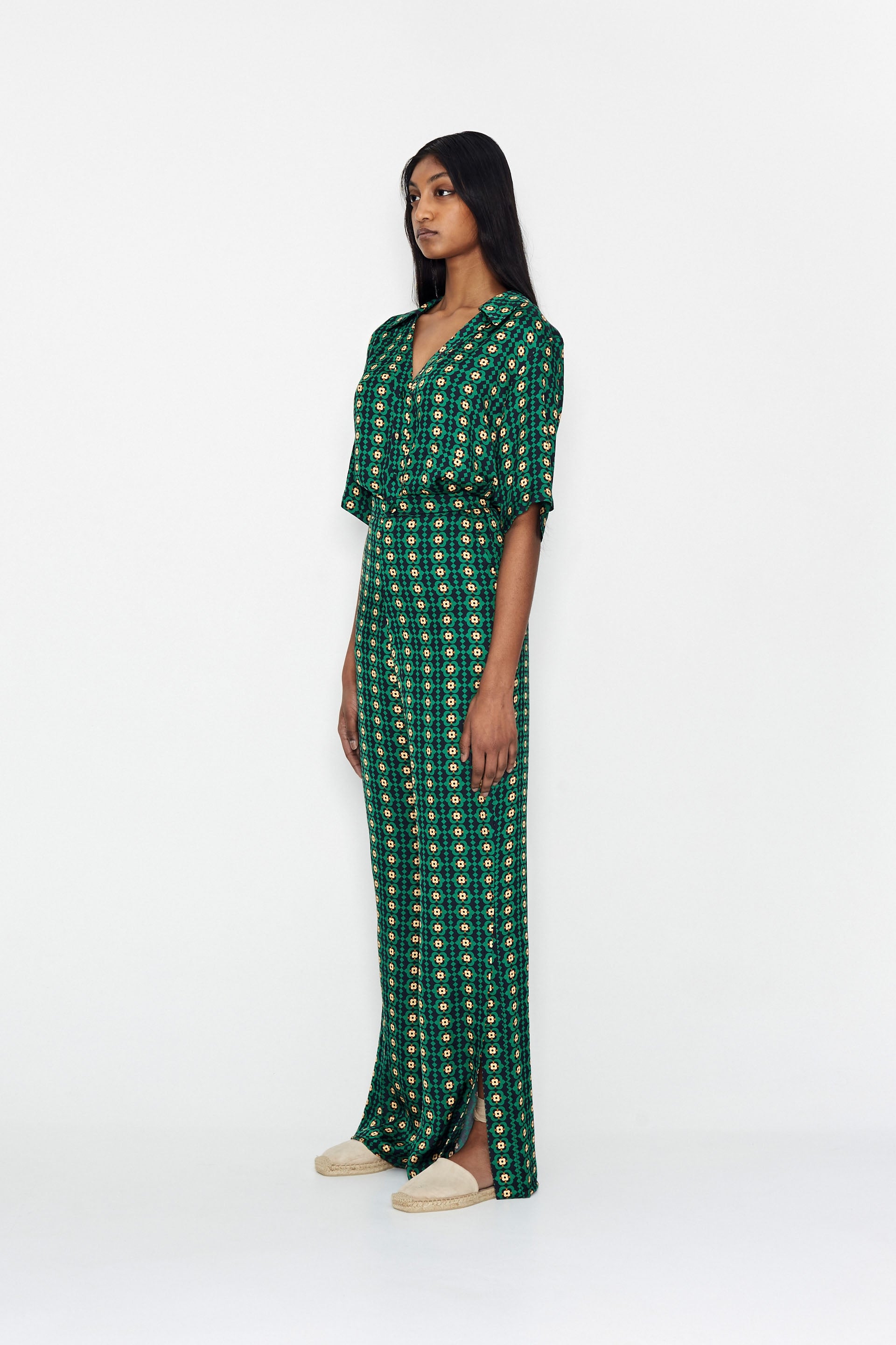 FOREST GREEN