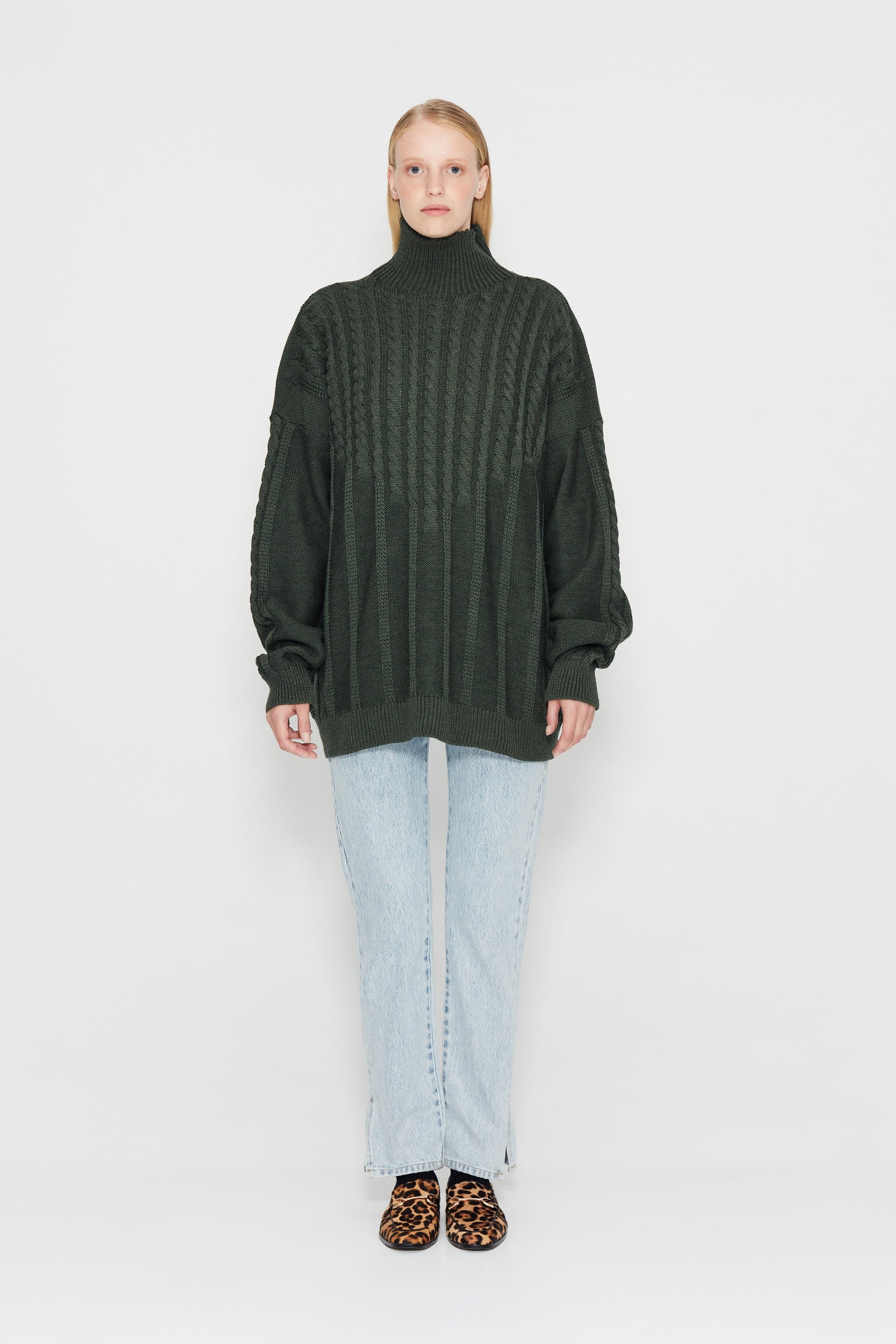 KHAKI